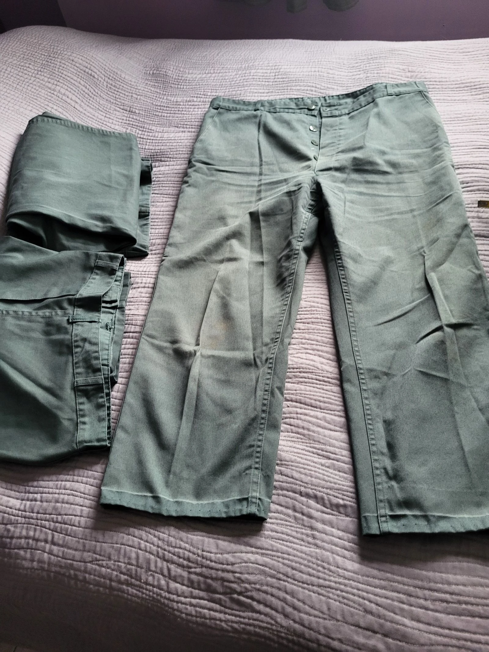 Lot 3 pantalons de travail taille 50